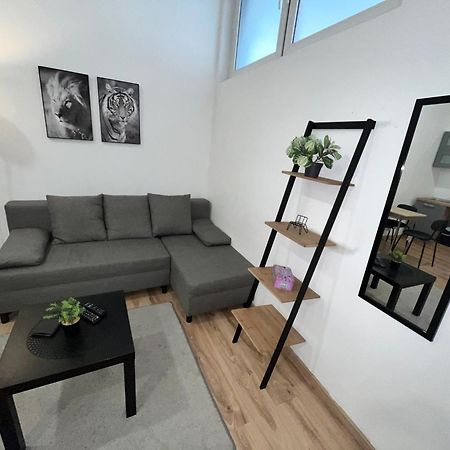 Apartment Central 10C 40Qm Wi-Fi Free Parking Calm Back House Dortmund Exterior foto