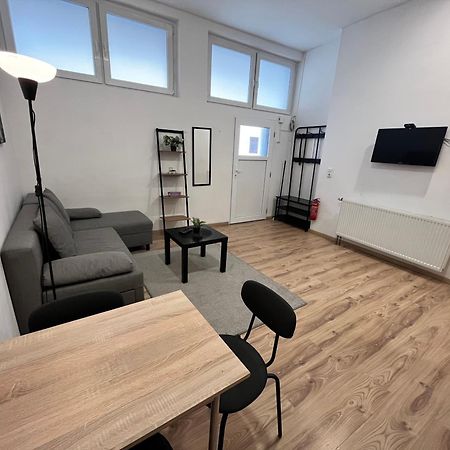 Apartment Central 10C 40Qm Wi-Fi Free Parking Calm Back House Dortmund Exterior foto
