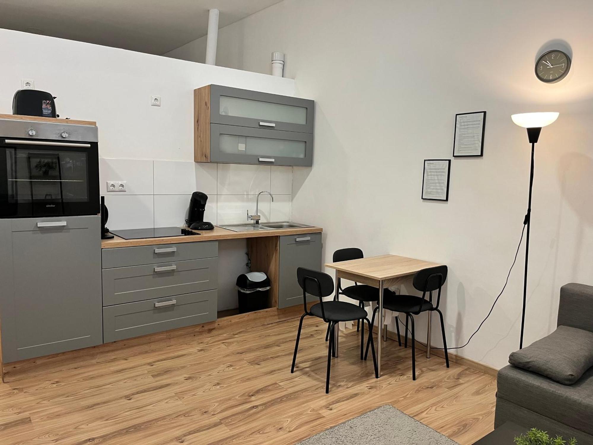 Apartment Central 10C 40Qm Wi-Fi Free Parking Calm Back House Dortmund Exterior foto